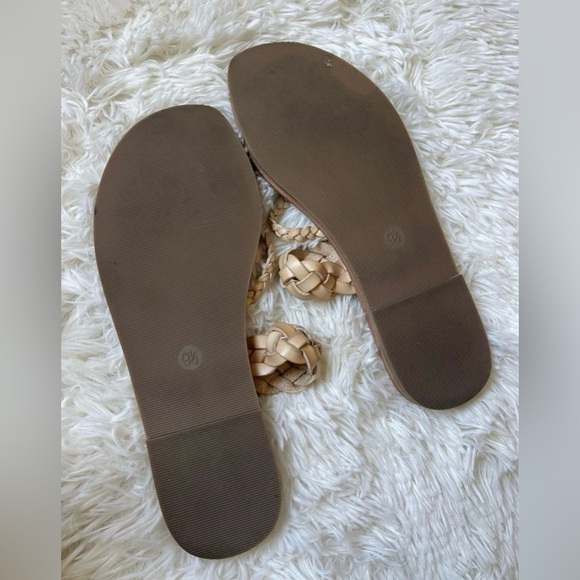 Universal Thread Braided Sandals - Picture 2 of 4